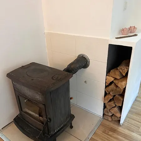 Trosoban Ugodan Apartman Za Savrsen Odmor U Blizini Plaze Daire *